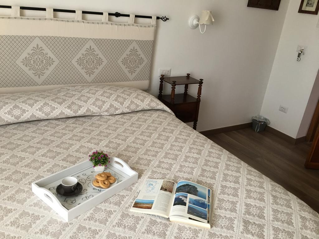 Su Corittu Guesthouse Алгеро Екстериор снимка